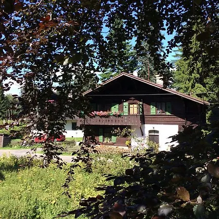 Kladska Apartmán *